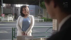 Gã chồng yếu không làm lên đỉnh, cô vợ lên mạng tìm trai trẻ đụ khỏe