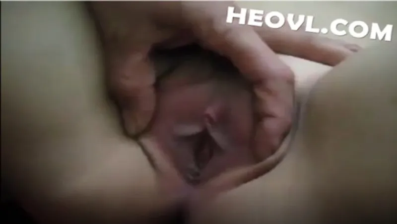 Xxx e lan bướm đẹp